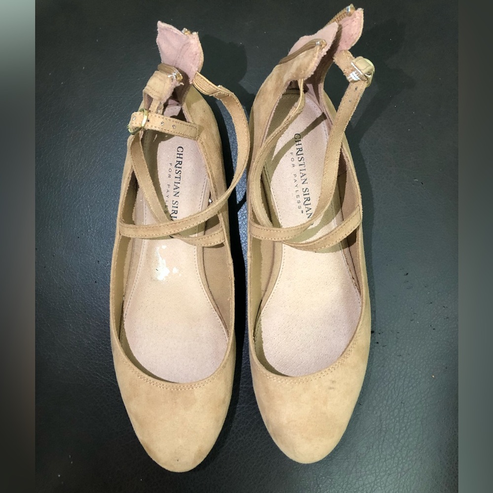 Christian Siriano Beige Flats with Straps